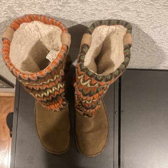 Keen fall color boots size 6.5 EU 37 - Picture 3 of 10